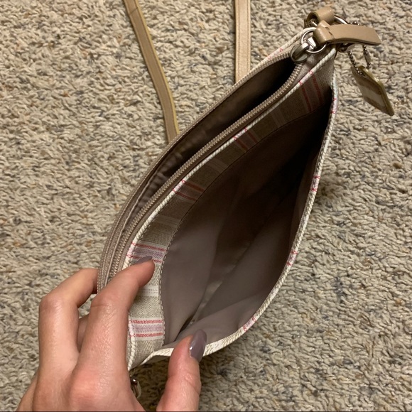 ✨NWOT✨Coach crossbody purse - Picture 7 of 7